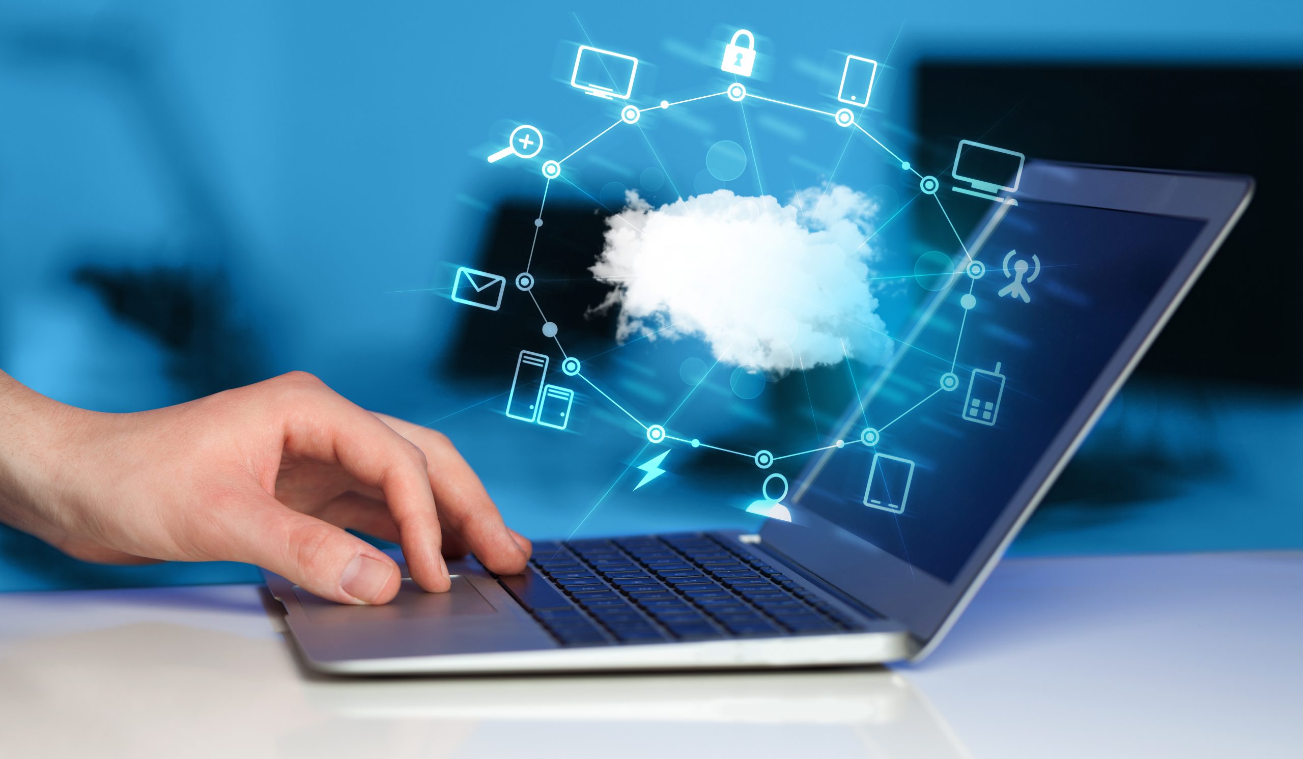 Hand,Working,With,A,Cloud,Computing,Diagram,,New,Technology,Concept
